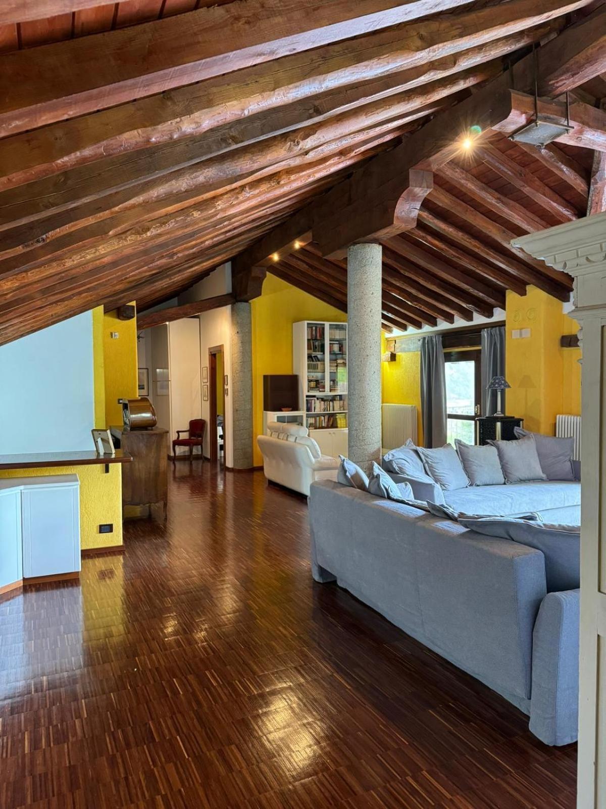 La Casa Di Nina - Traves Villa Pessinetto ภายนอก รูปภาพ