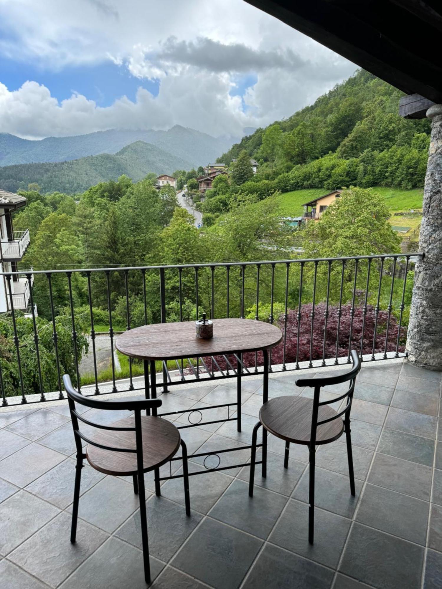 La Casa Di Nina - Traves Villa Pessinetto ภายนอก รูปภาพ