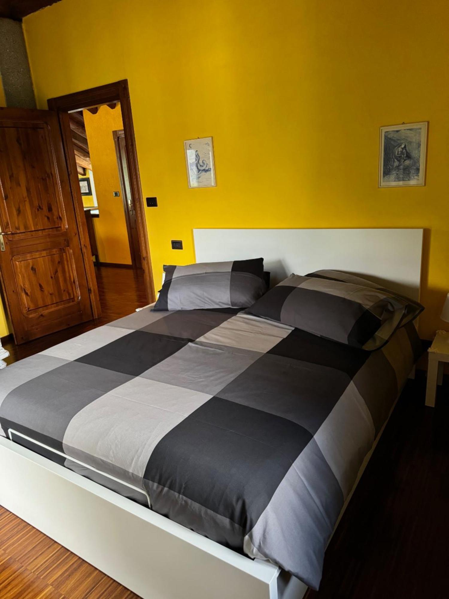 La Casa Di Nina - Traves Villa Pessinetto ภายนอก รูปภาพ